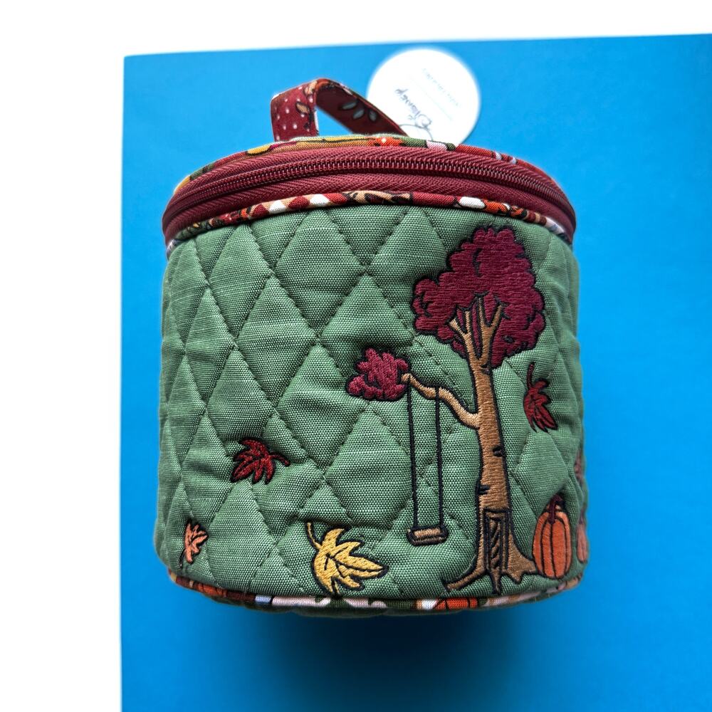 Vera Bradley Disney Winnie The Pooh Cosmetic Bag - Autumn Adventures - Picture 5 of 10